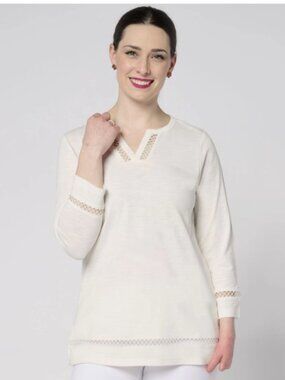 Slub Knit Breezy Bliss Open Trim Top - Size: Large - NIP